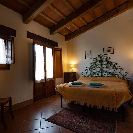 Agriturismo Fattoria Di Gratena Arezzo Bagian luar foto