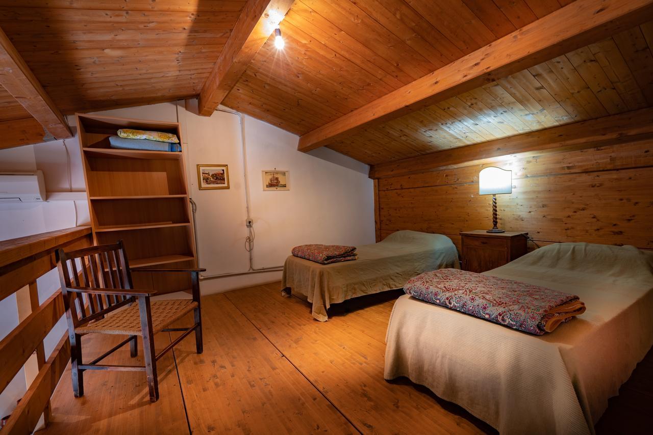 Agriturismo Fattoria Di Gratena Arezzo Bagian luar foto